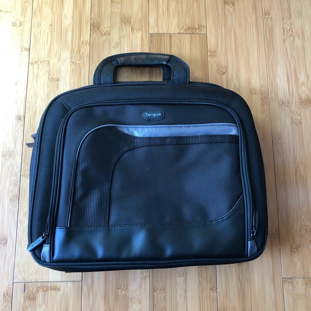 ✨NWOT✨TARGUS Laptop work bag!